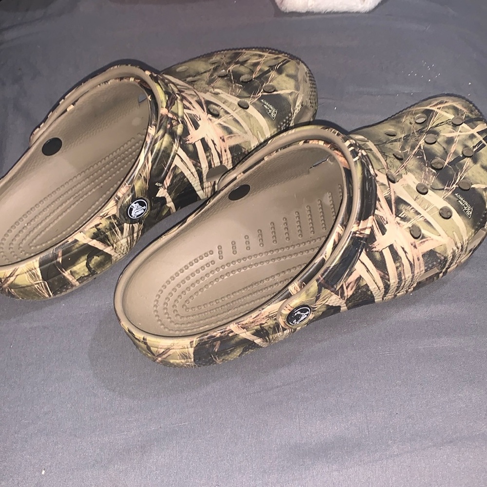 Camo crocs